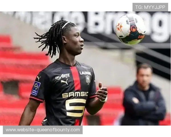 雷恩俱乐部与赞助商完成五年续约合作金额创下球队历史最高纪录